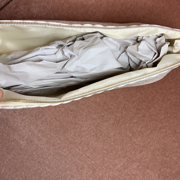 Lauren Conrad Cream and gold polka dot zippered pouch - Picture 4 of 5